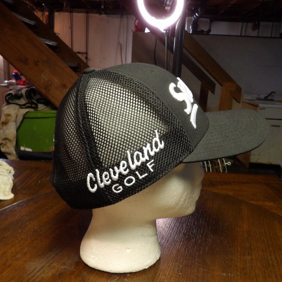 Srixon Cleveland Golf Hat - Picture 4 of 5
